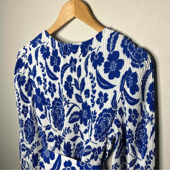 Milly Blue Liv Flowers of Spain Long Sleeve V Neck Pleated Mini Dress - Picture 11 of 13